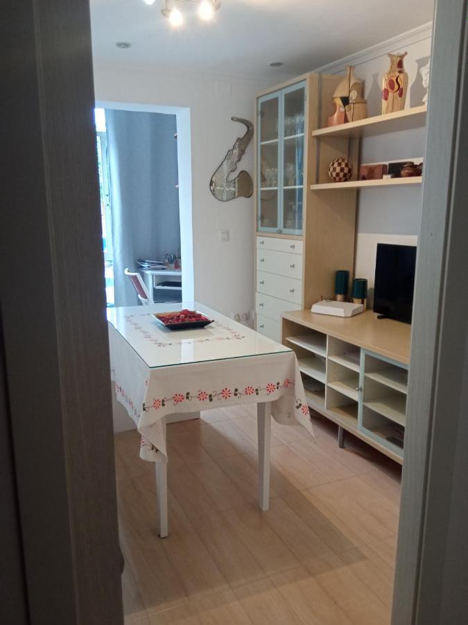 Habitaciones Individuales En Apartamento Compartido Sevilla Buitenkant foto